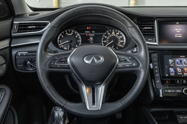 Used 2024 INFINITI QX50 Luxe FWD image 8