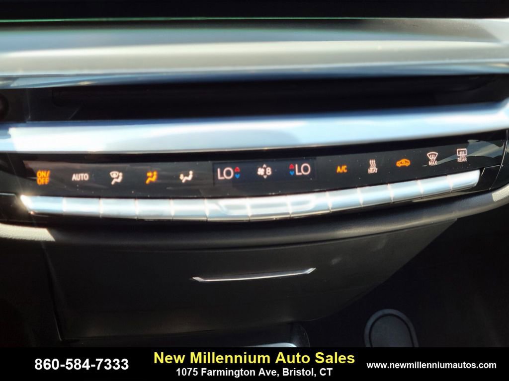 Used 2024 Cadillac Lyriq Luxury w/ LPO, Floor Liner Package image 24