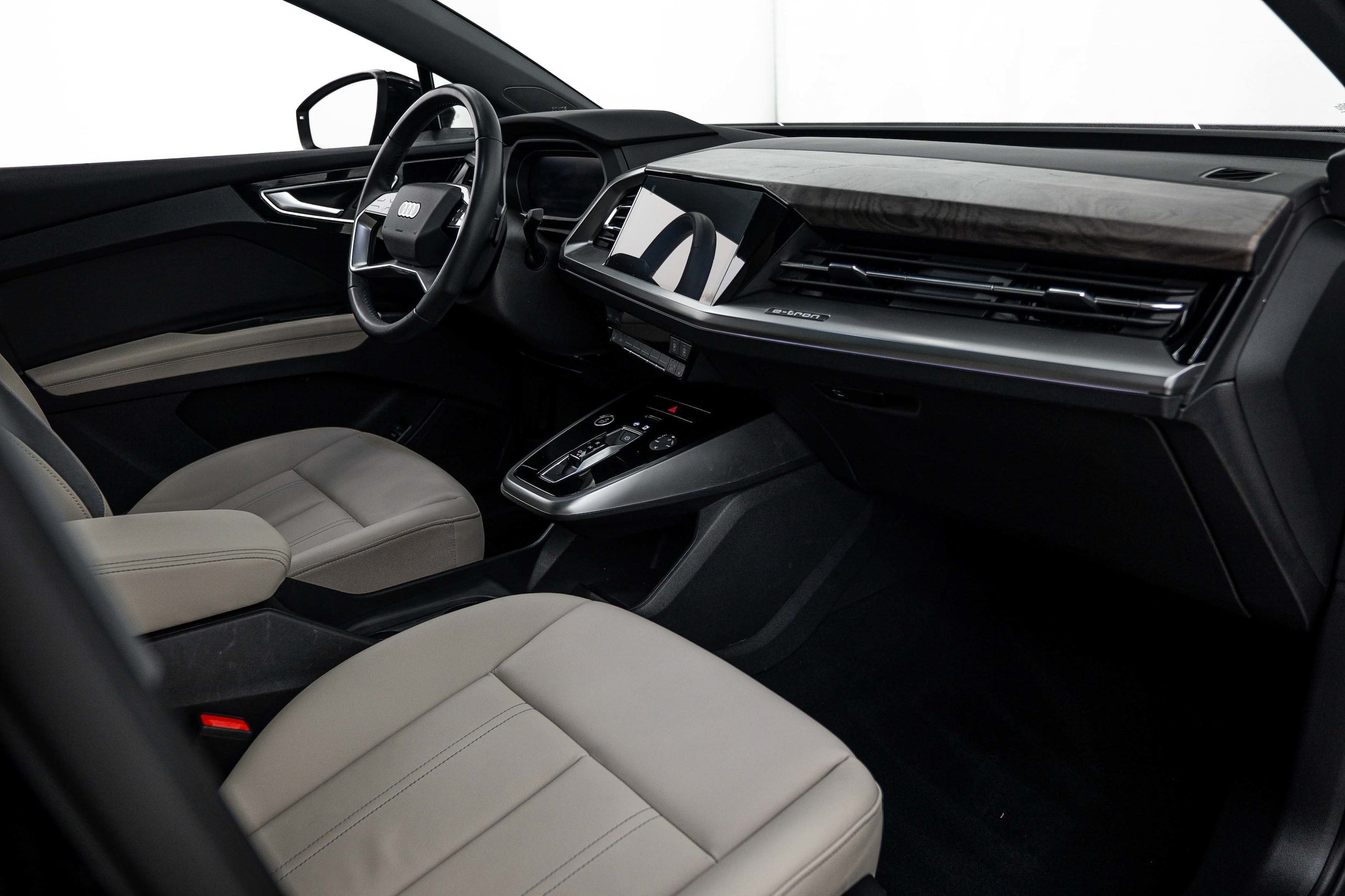 Certified 2023 Audi Q4 e-tron Premium Plus w/ Premium Plus AWD/4WD image 12