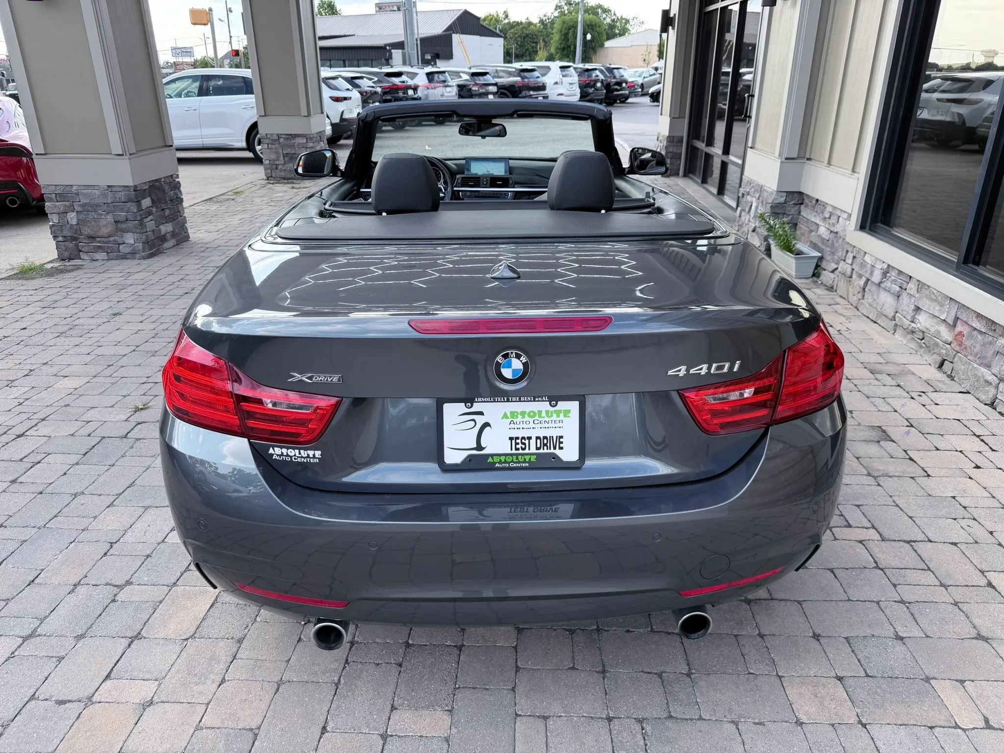 Used 2017 BMW 440i xDrive Convertible AWD/4WD image 14