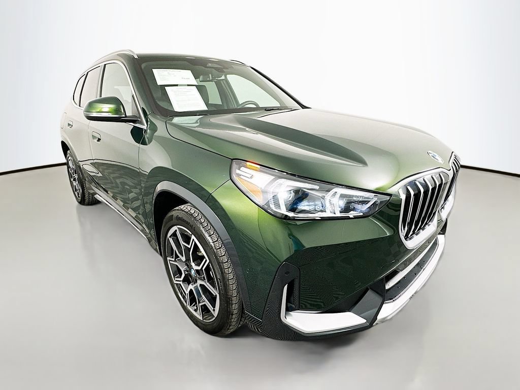 Used 2025 BMW X1 xDrive28i w/ Convenience Package AWD/4WD image 3