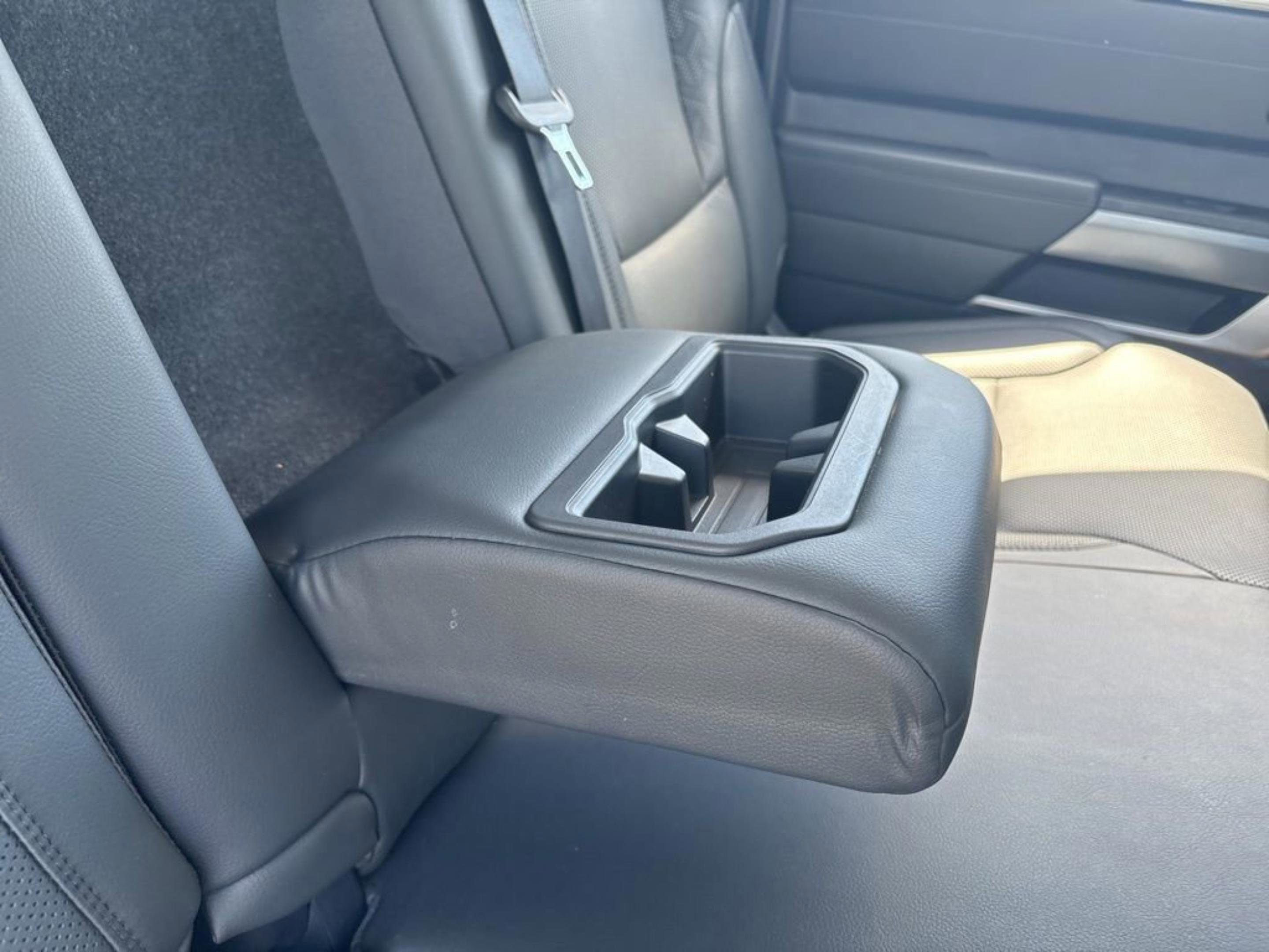 Used 2024 Toyota Tundra SR5 w/ SR5 Premium Package image 35