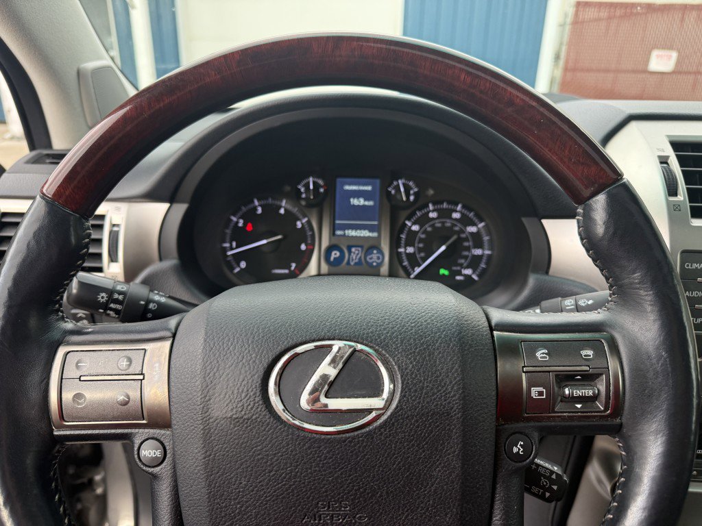 Used 2010 Lexus GX 460 Premium AWD/4WD image 35
