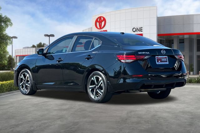 Used 2024 Nissan Sentra SV FWD image 6