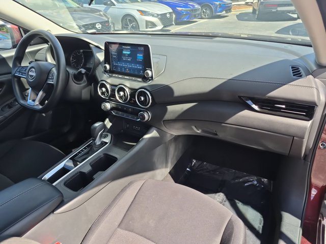 Used 2025 Nissan Sentra SV FWD image 28