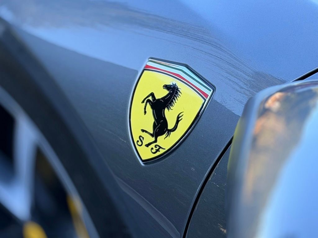 Used 2021 Ferrari SF90 Stradale image 22