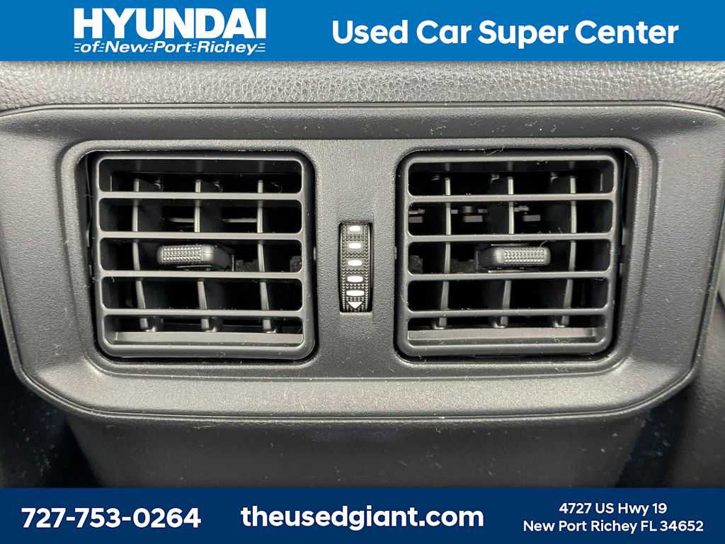 Used 2024 Toyota RAV4 XLE w/ Convenience Package image 18