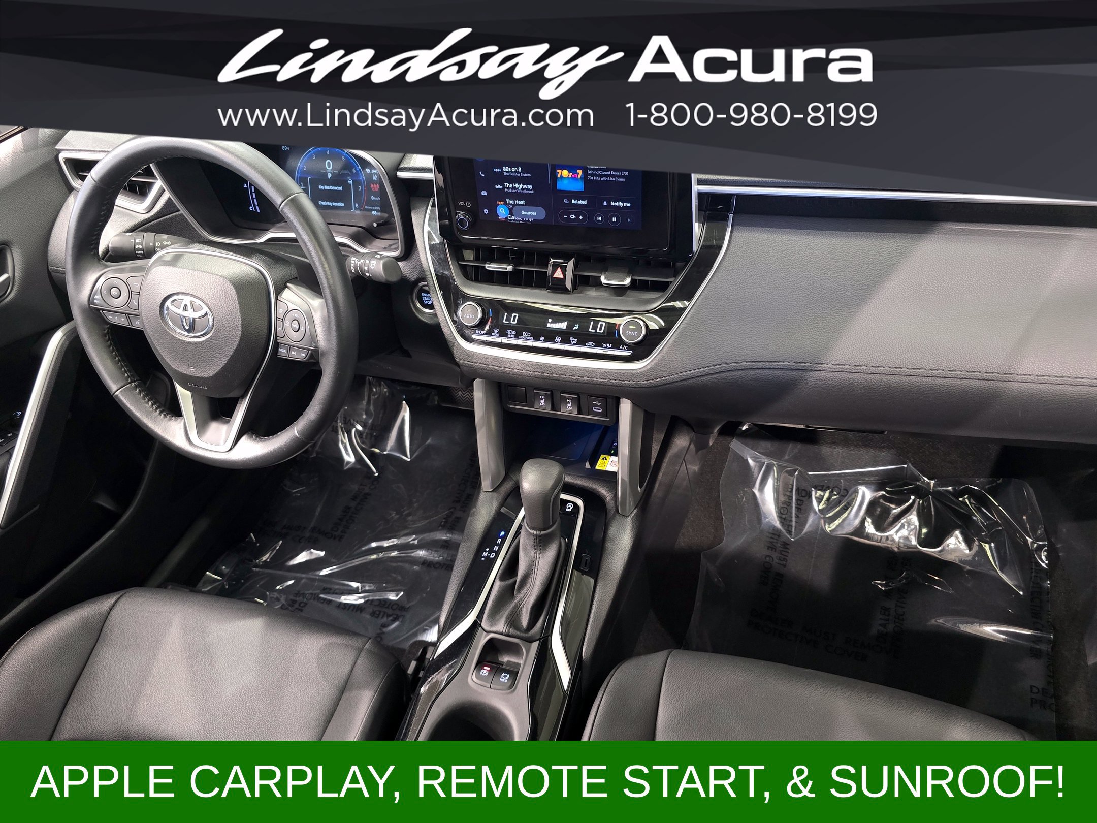 Used 2023 Toyota Corolla Cross XLE w/ Convenience Package AWD/4WD image 12