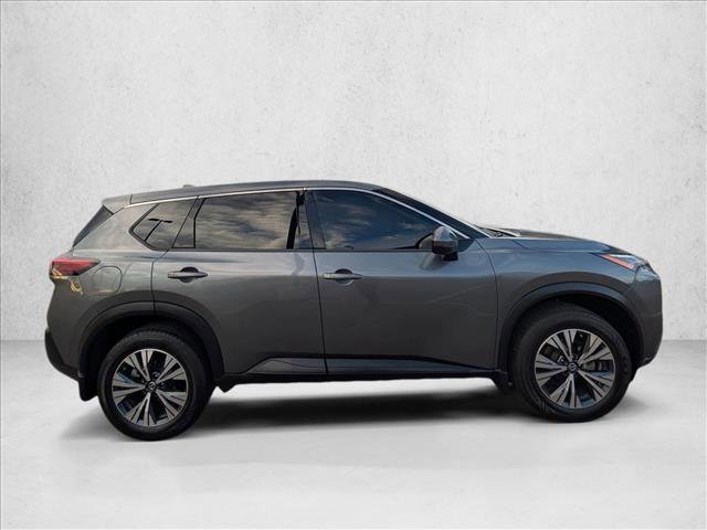 Used 2021 Nissan Rogue SV video 4