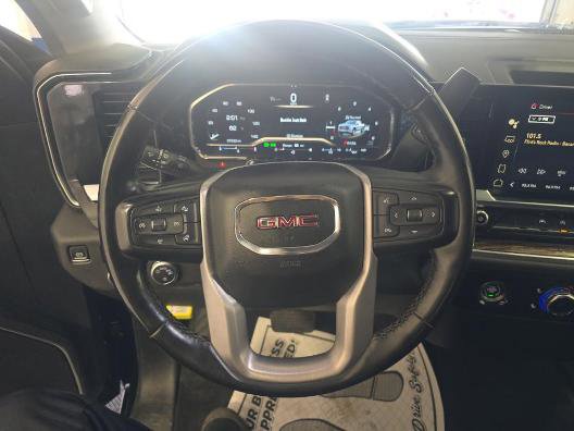 Used 2023 GMC Sierra 1500 SLE image 4