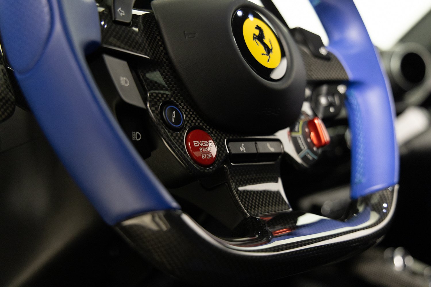 Certified 2022 Ferrari 812 GTS RWD image 22