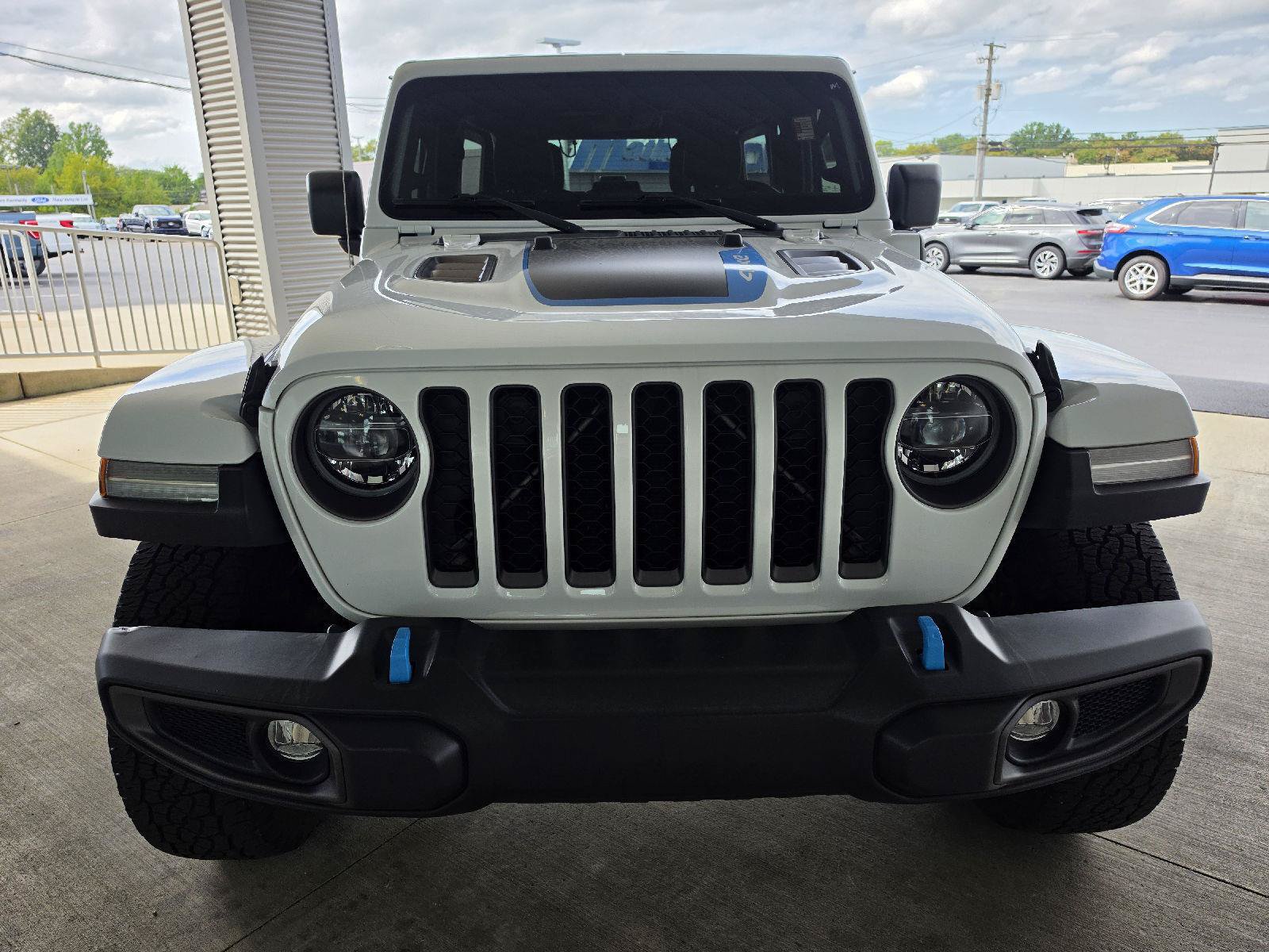 Used 2021 Jeep Wrangler Unlimited Rubicon 4xe w/ Cold Weather Group AWD/4WD image 6