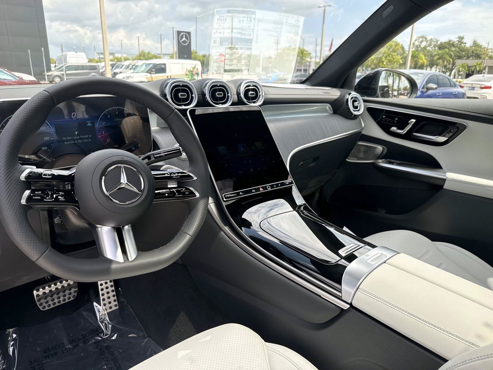 New 2027 Mercedes-Benz GLC 300 image 16