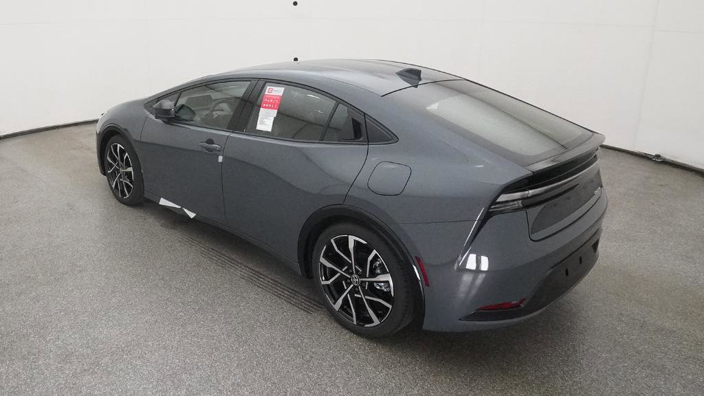 New 2026 Toyota Prius Plug-In Hybrid image 8