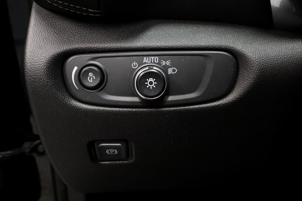 Used 2023 Chevrolet Blazer LT w/ LPO, Floor Liner Package FWD image 27