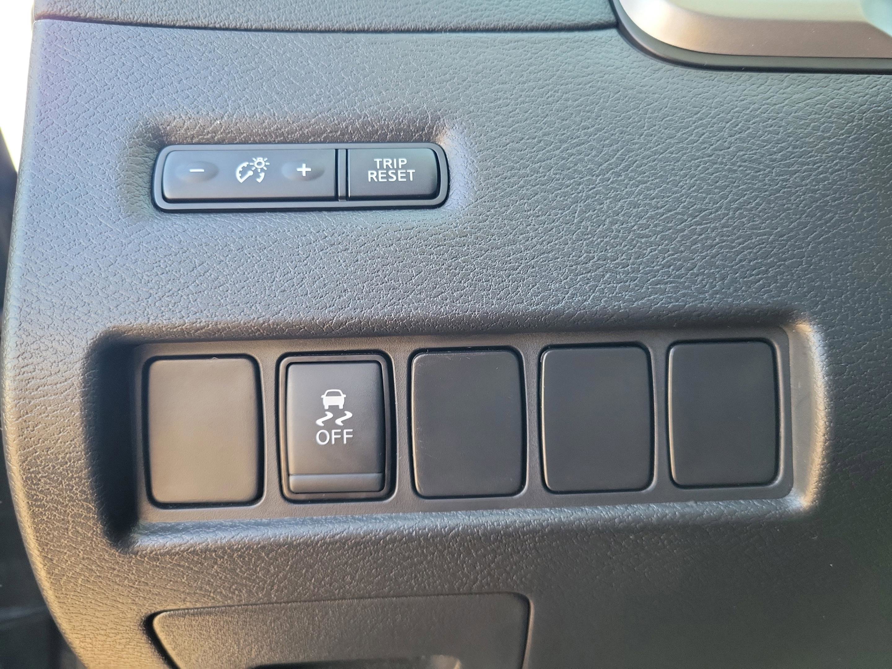 Used 2019 Nissan Murano SV w/ Premium Package image 25