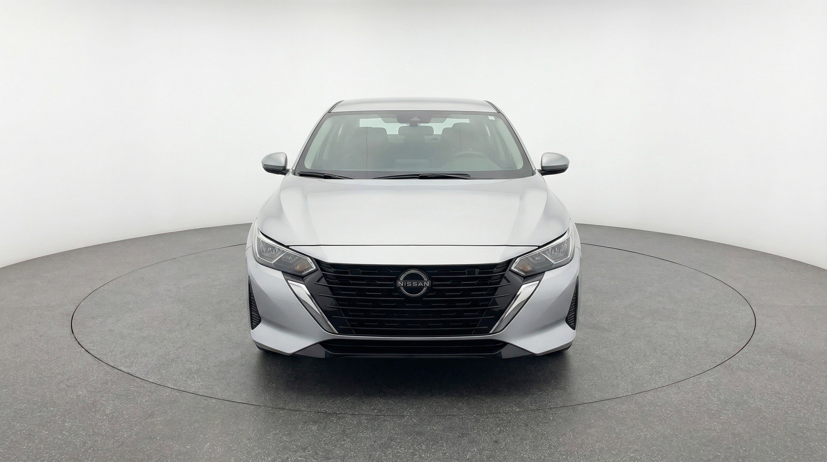 Used 2025 Nissan Sentra SV image 2