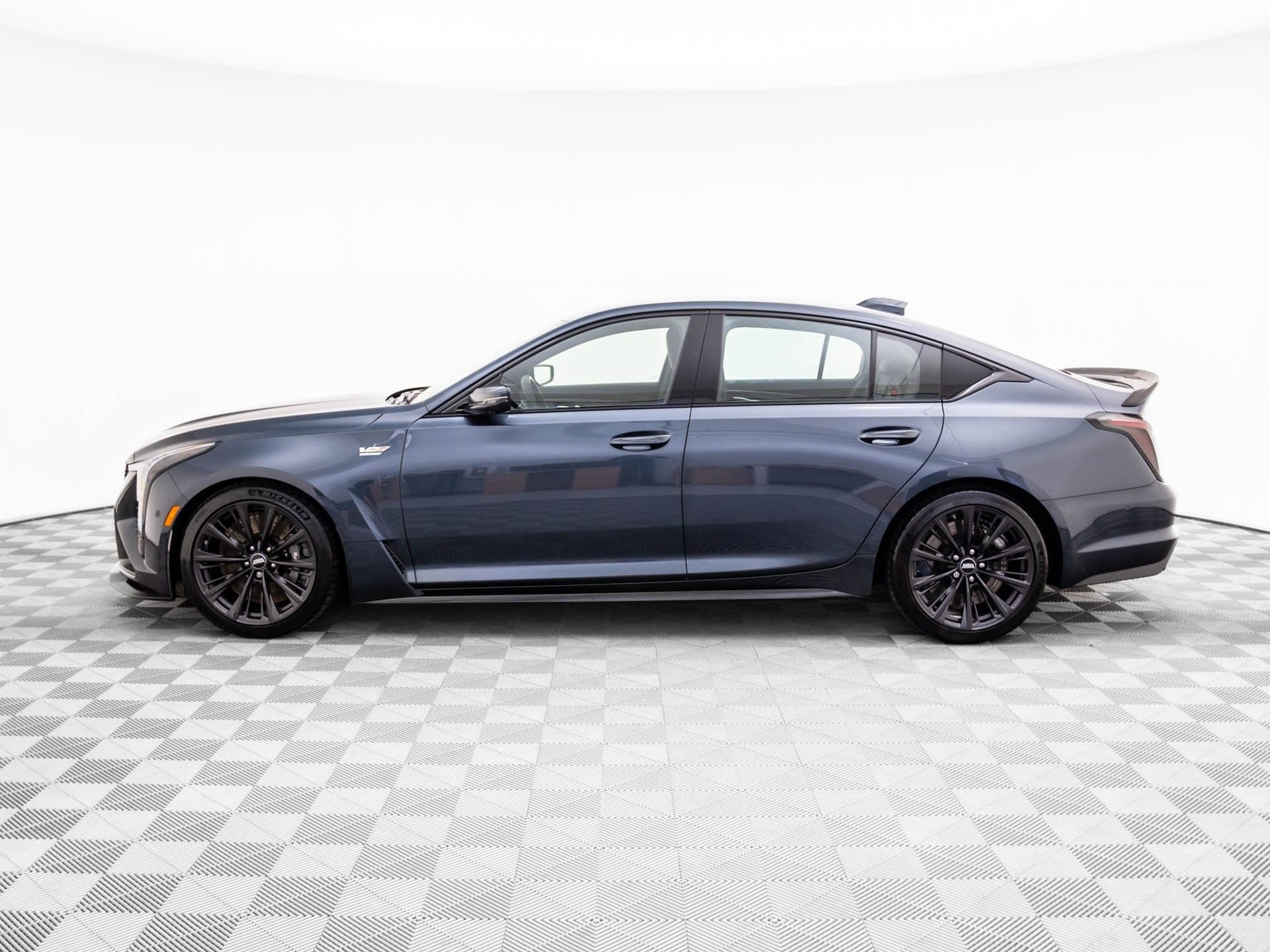 Used 2025 Cadillac CT5 V Blackwing w/ Carbon Fiber 1 Package image 4