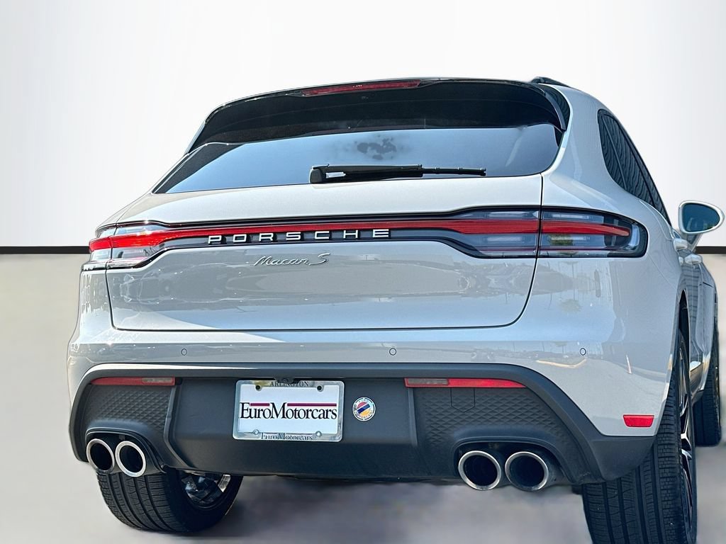 Certified 2024 Porsche Macan S AWD/4WD image 34