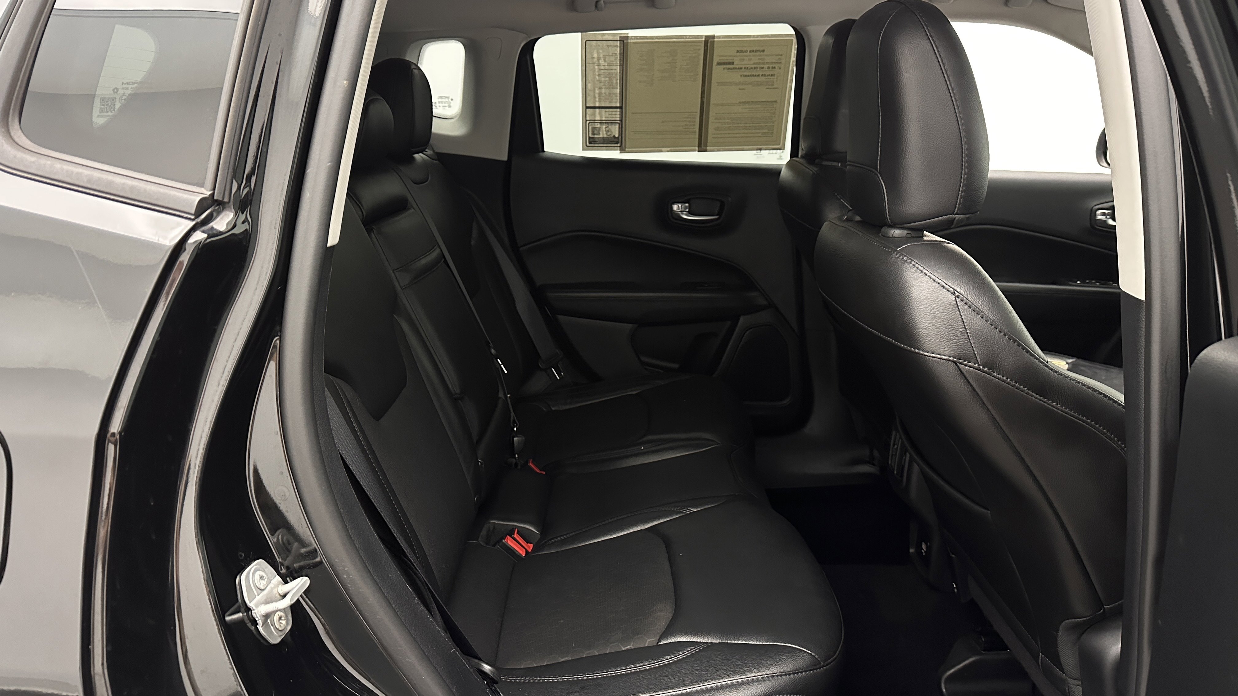 Used 2018 Jeep Compass Altitude image 31