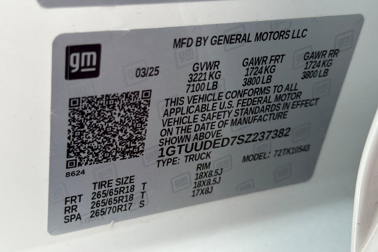 Used 2025 GMC Sierra 1500 SLT AWD/4WD image 43
