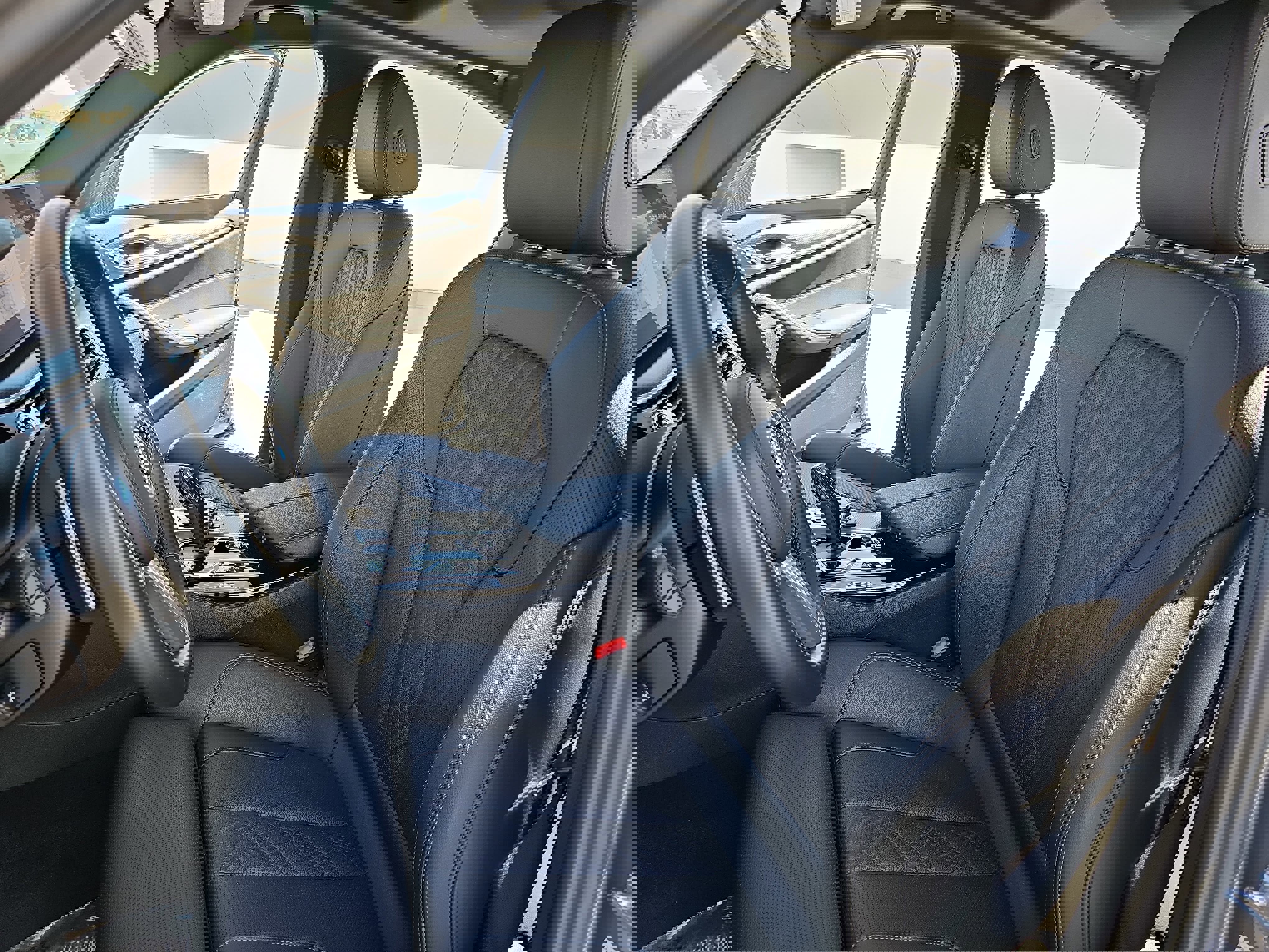 Used 2023 BMW 530e w/ M Sport Package image 15