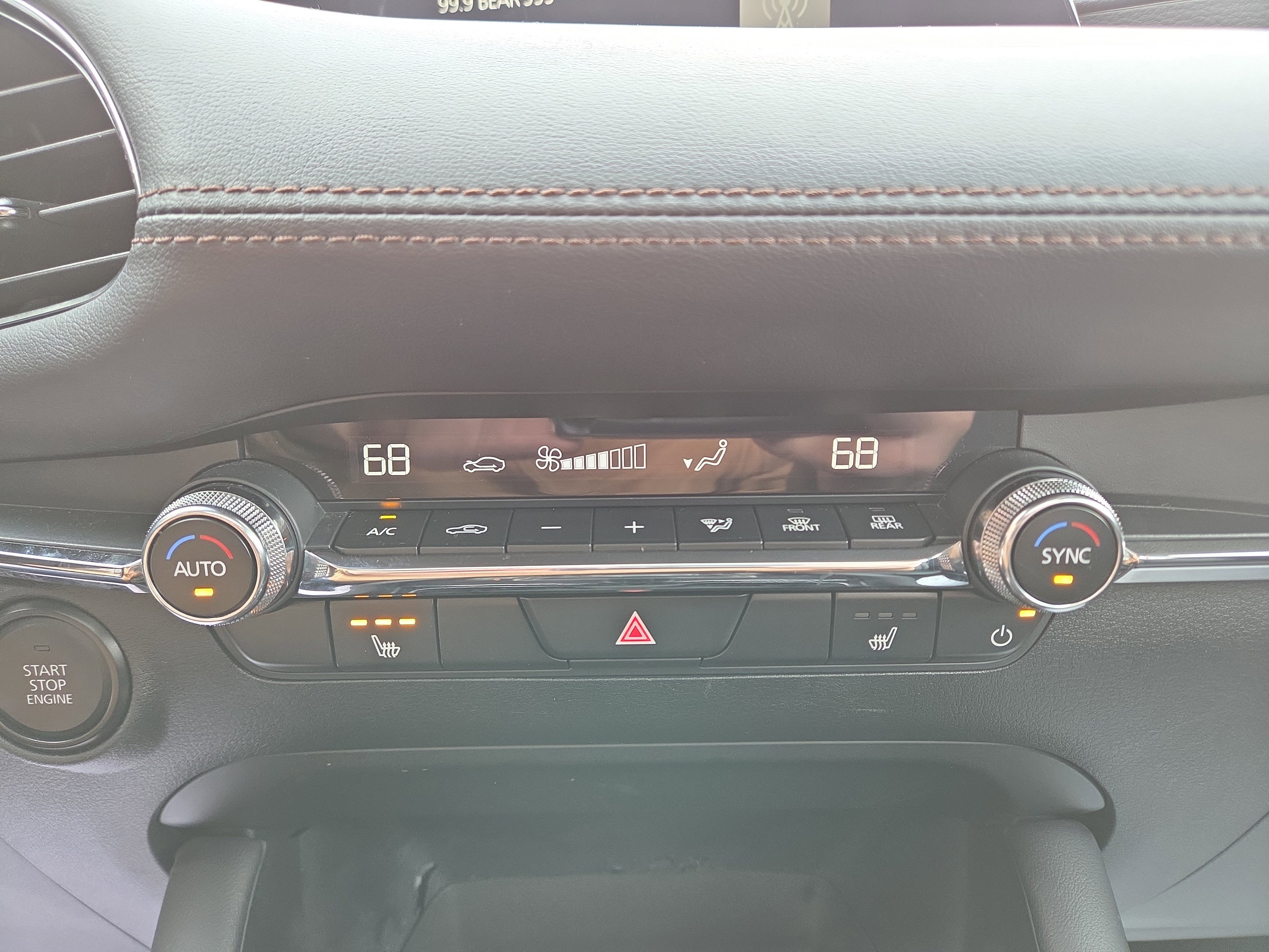 Used 2024 MAZDA MAZDA3 s image 28