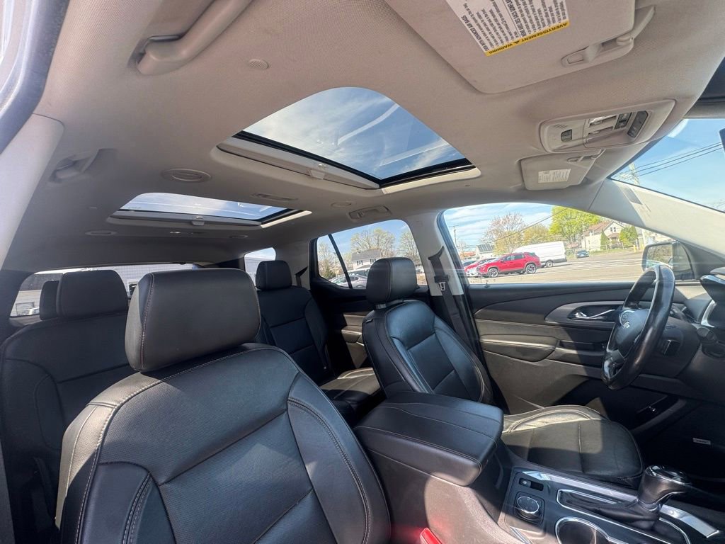 Used 2019 Chevrolet Traverse Premier w/ Redline Edition image 22