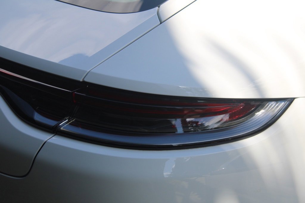 Used 2023 Porsche Panamera 4 image 12