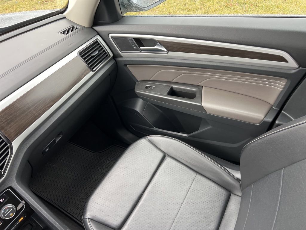 Used 2022 Volkswagen Atlas SE image 27