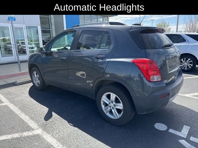Used 2016 Chevrolet Trax LT w/ LT Convenience Package image 3