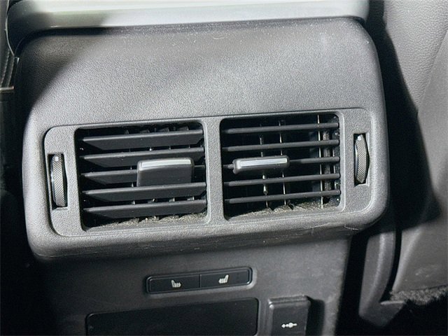 Used 2022 Land Rover Range Rover Velar R-Dynamic S image 27