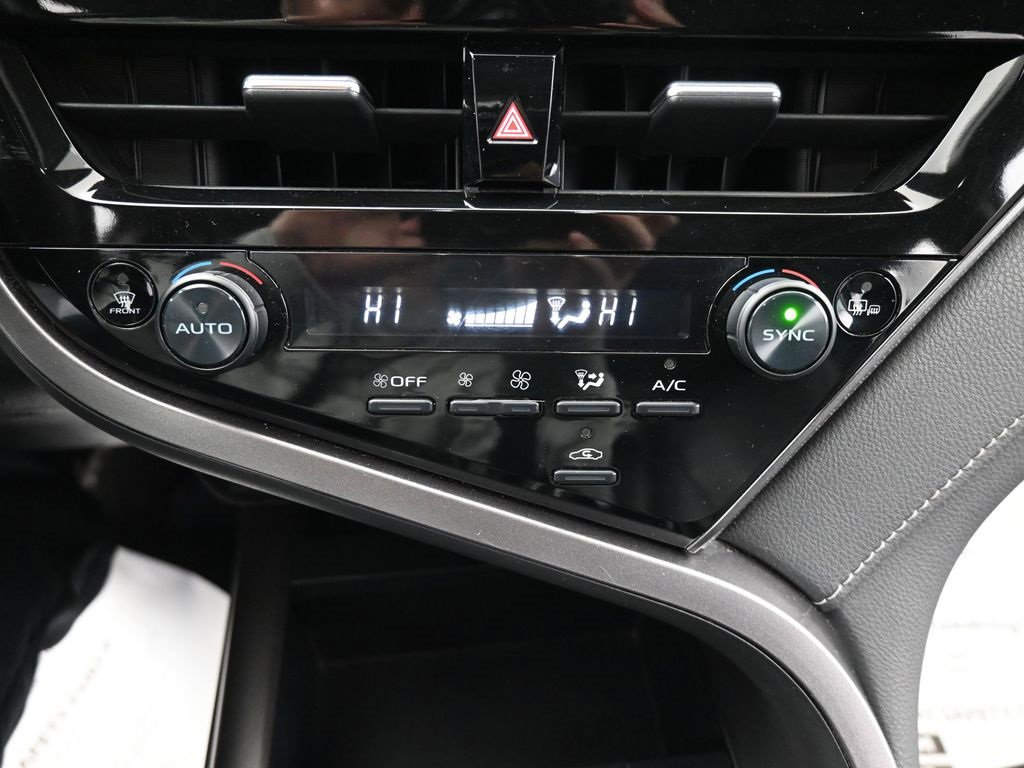Used 2023 Toyota Camry XSE image 25