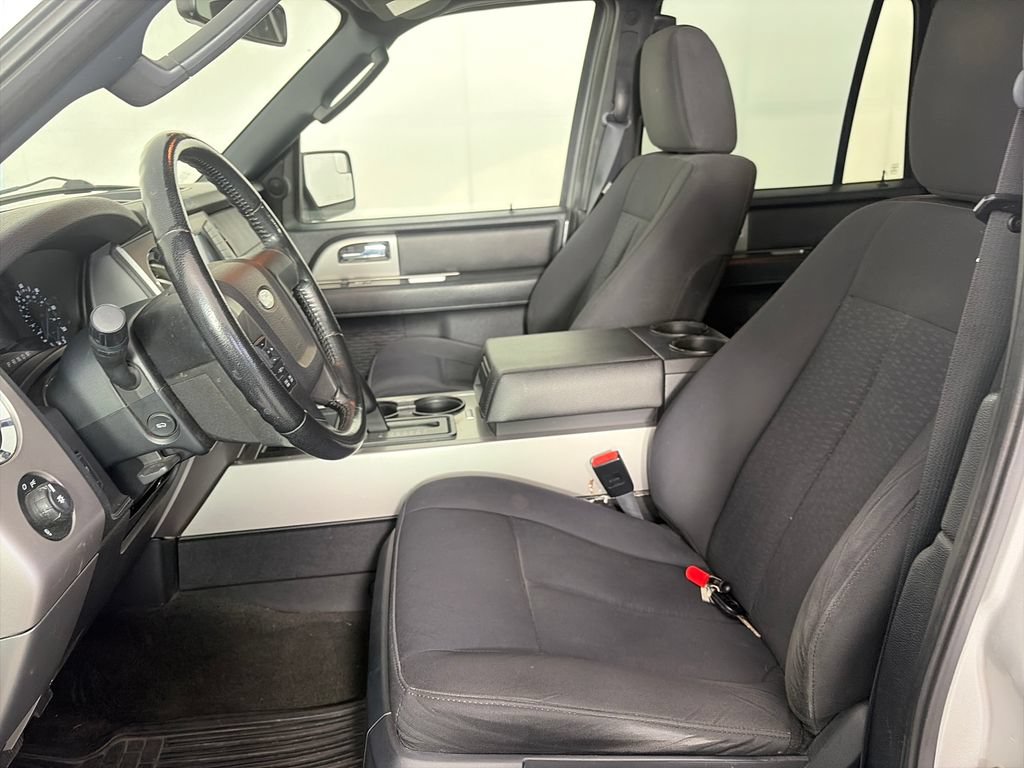 Used 2017 Ford Expedition XLT AWD/4WD image 11