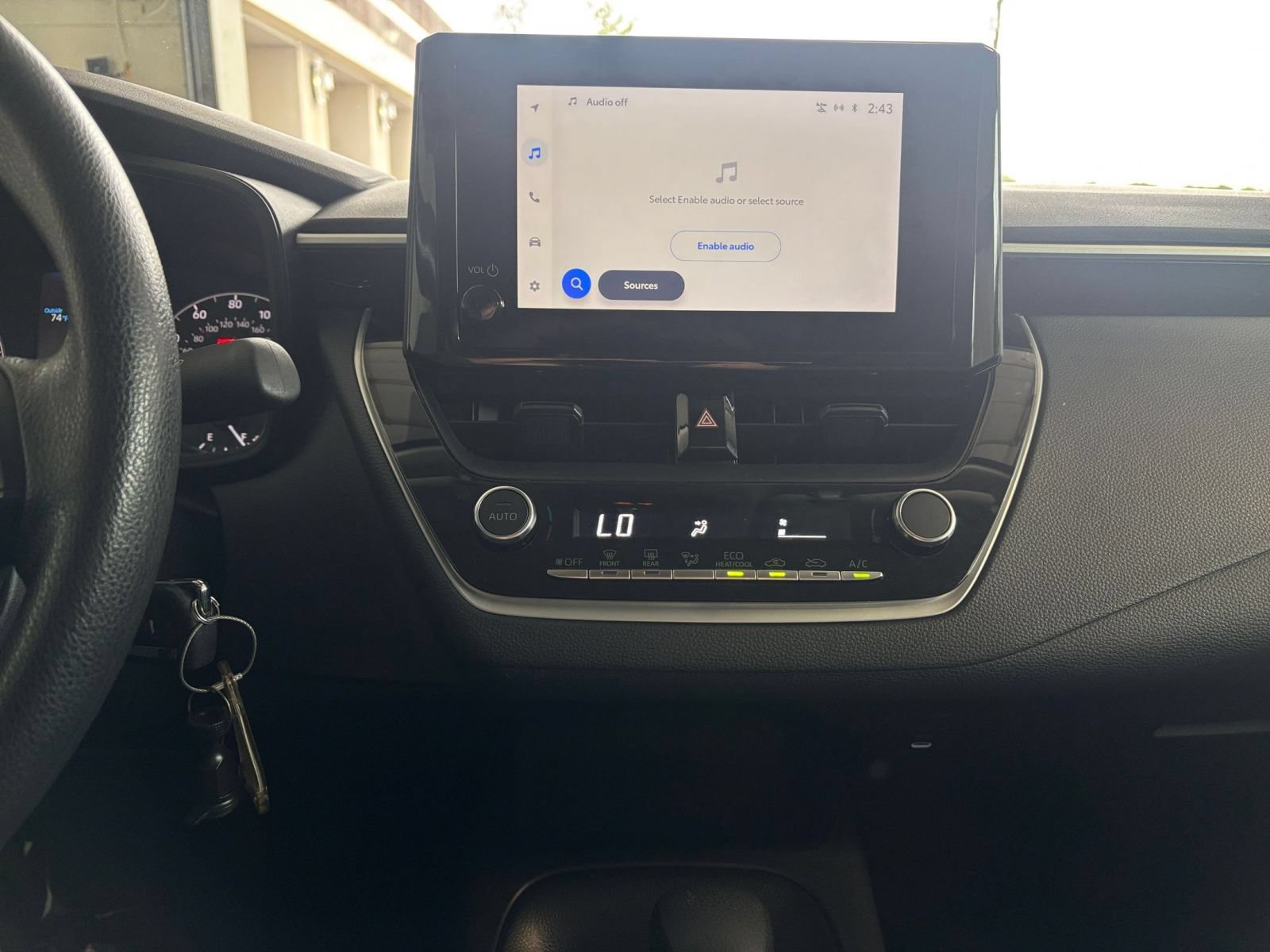 Used 2025 Toyota Corolla LE FWD image 16