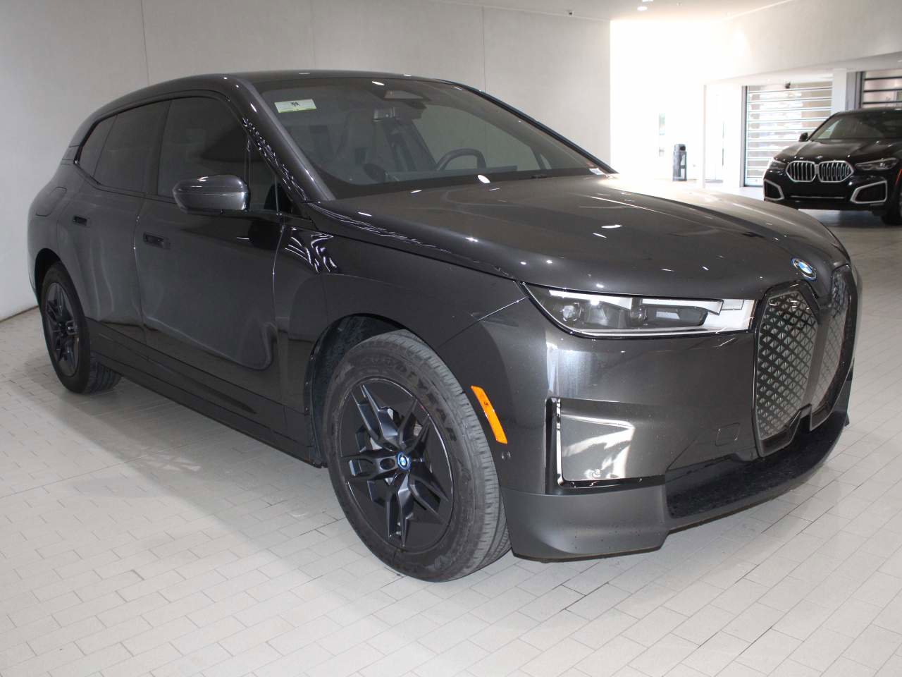 Certified 2025 BMW iX xDrive50 image 8