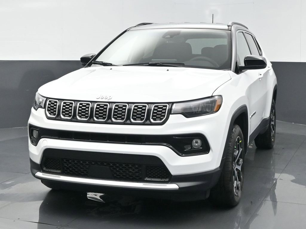 Certified 2025 Jeep Compass Limited image 3
