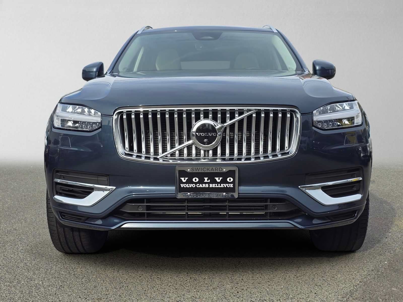 Used 2023 Volvo XC90 T8 Ultimate w/ Protection Package Premier AWD/4WD image 9