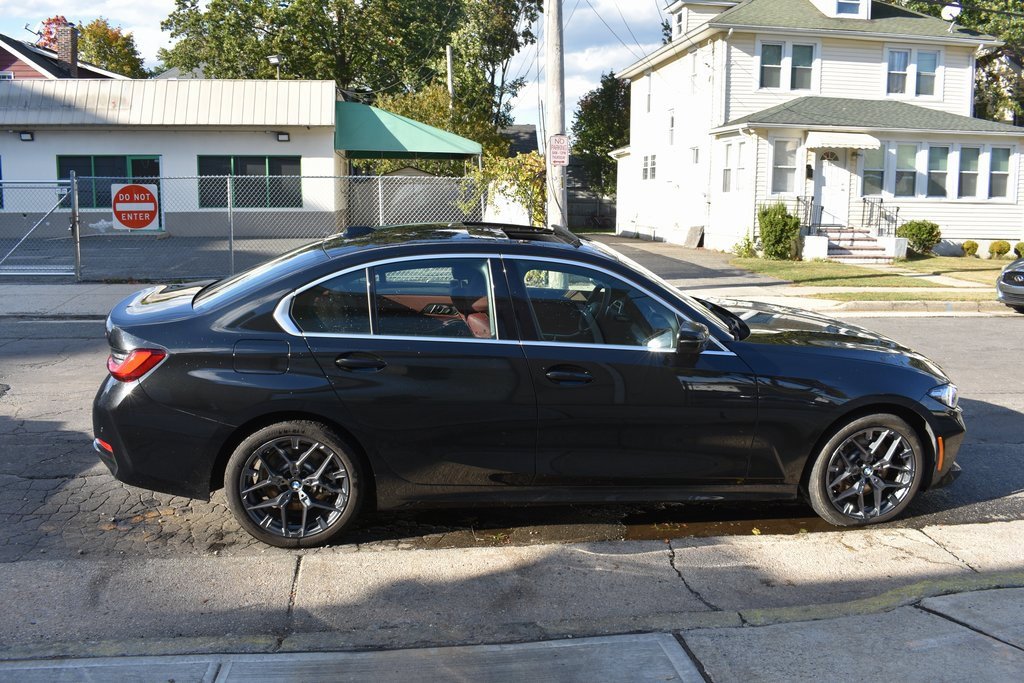 Used 2025 BMW 330i xDrive Sedan image 5