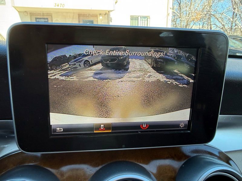 Used 2015 Mercedes-Benz C 300 4MATIC Sedan image 20