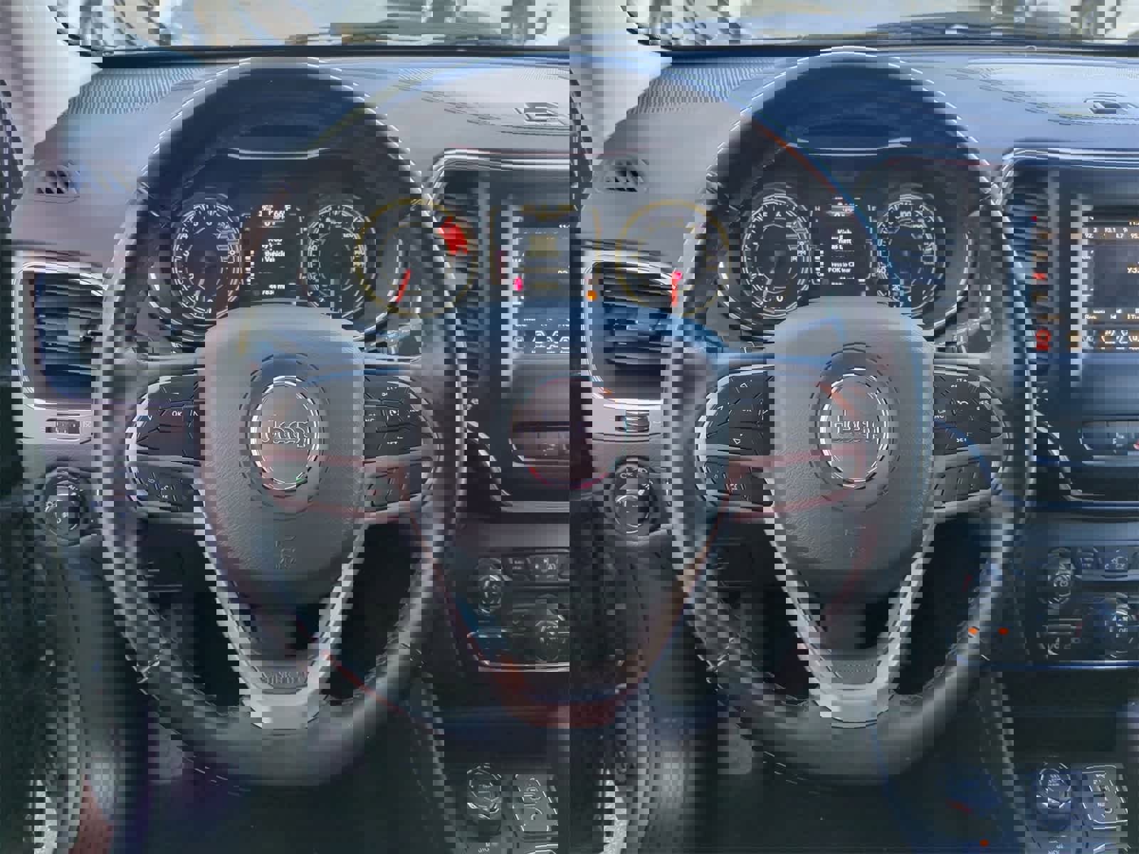 Certified 2021 Jeep Cherokee Latitude Lux image 22