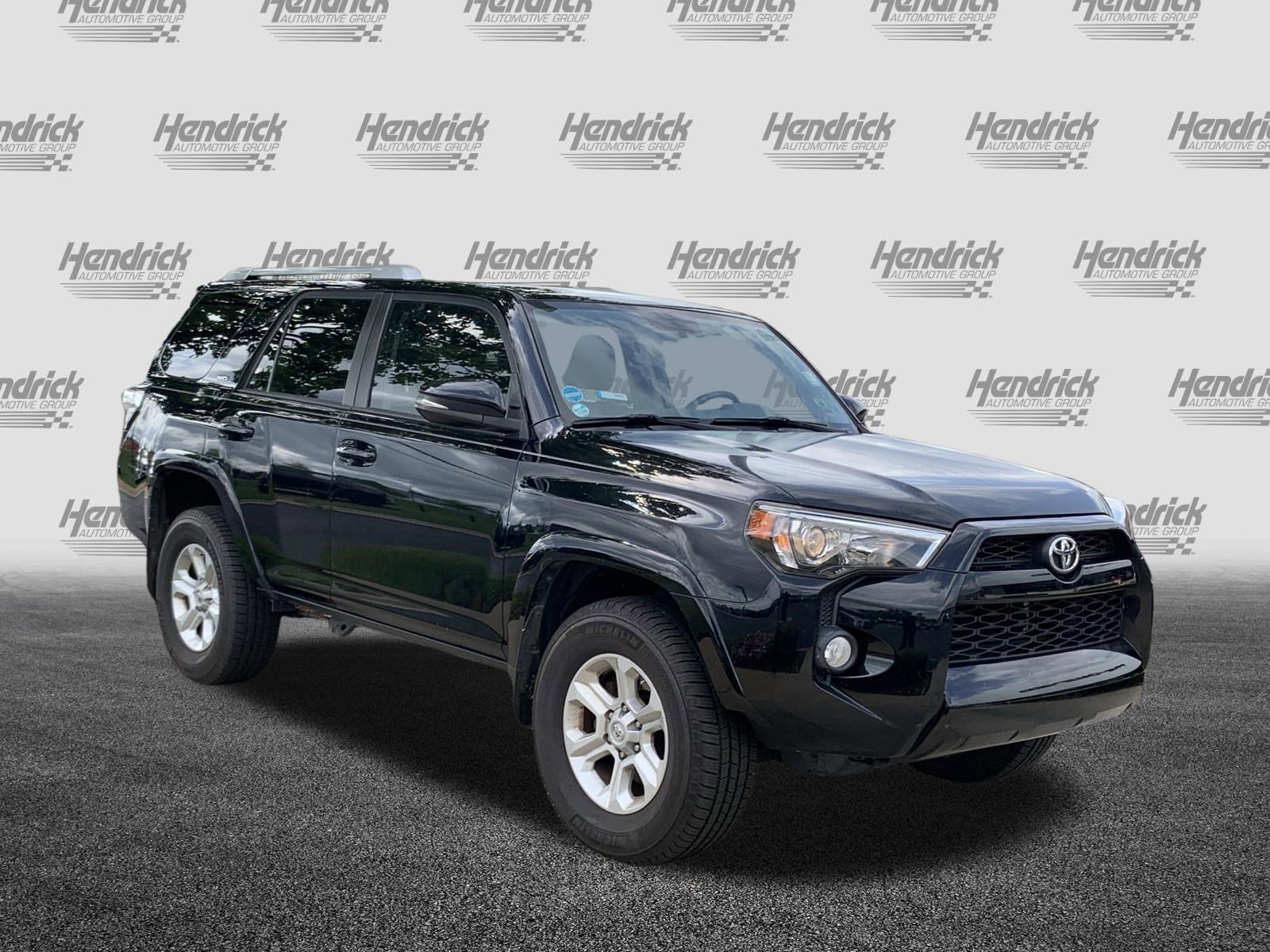 Used 2018 Toyota 4Runner SR5 Premium AWD/4WD image 2