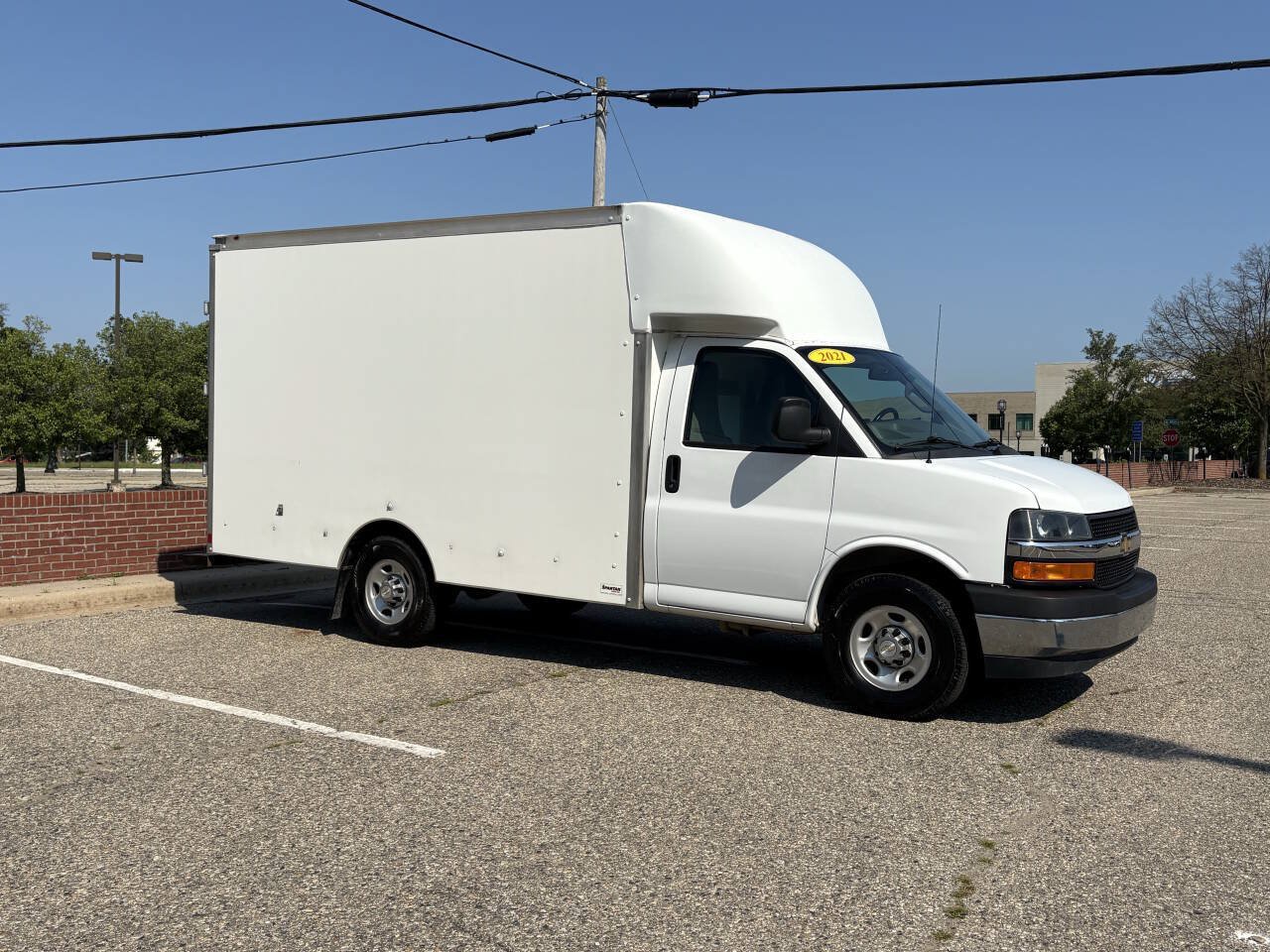 Used 2021 Chevrolet Express 3500 w/ Power Convenience Package RWD image 1