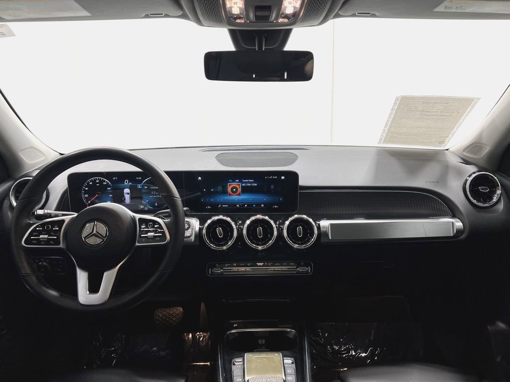 Used 2021 Mercedes-Benz GLB 250 4MATIC image 19