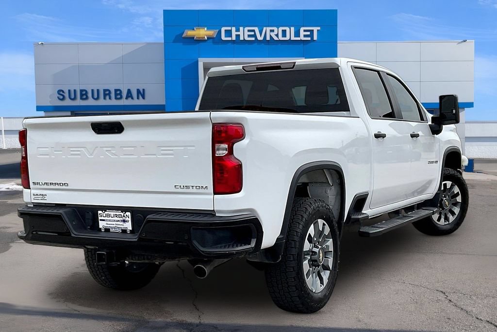 Used 2025 Chevrolet Silverado 2500 Custom w/ Custom Value Package AWD/4WD image 4