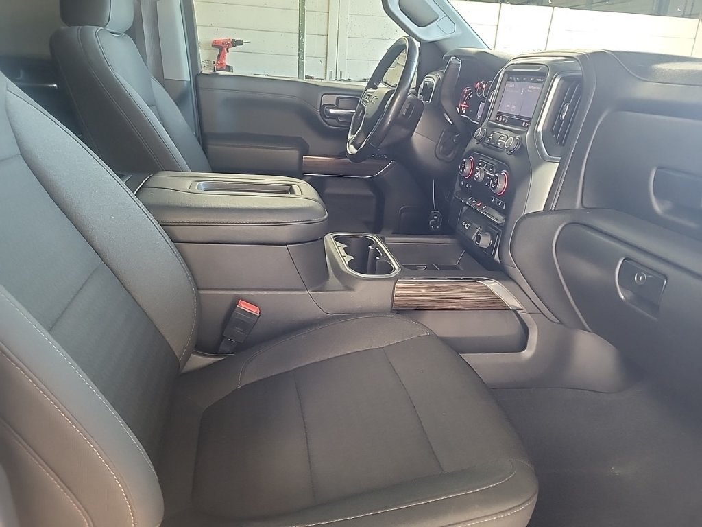 Used 2022 Chevrolet Silverado 1500 LT Trail Boss w/ Bed Protection Package AWD/4WD image 5