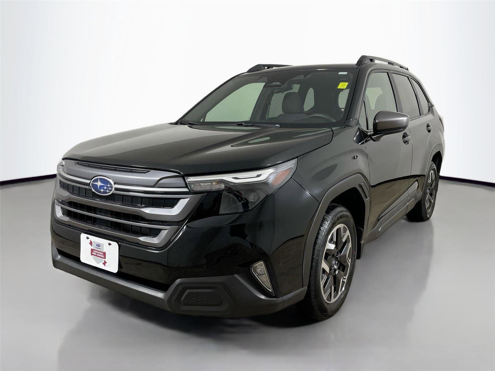 Used 2025 Subaru Forester Premium image 4