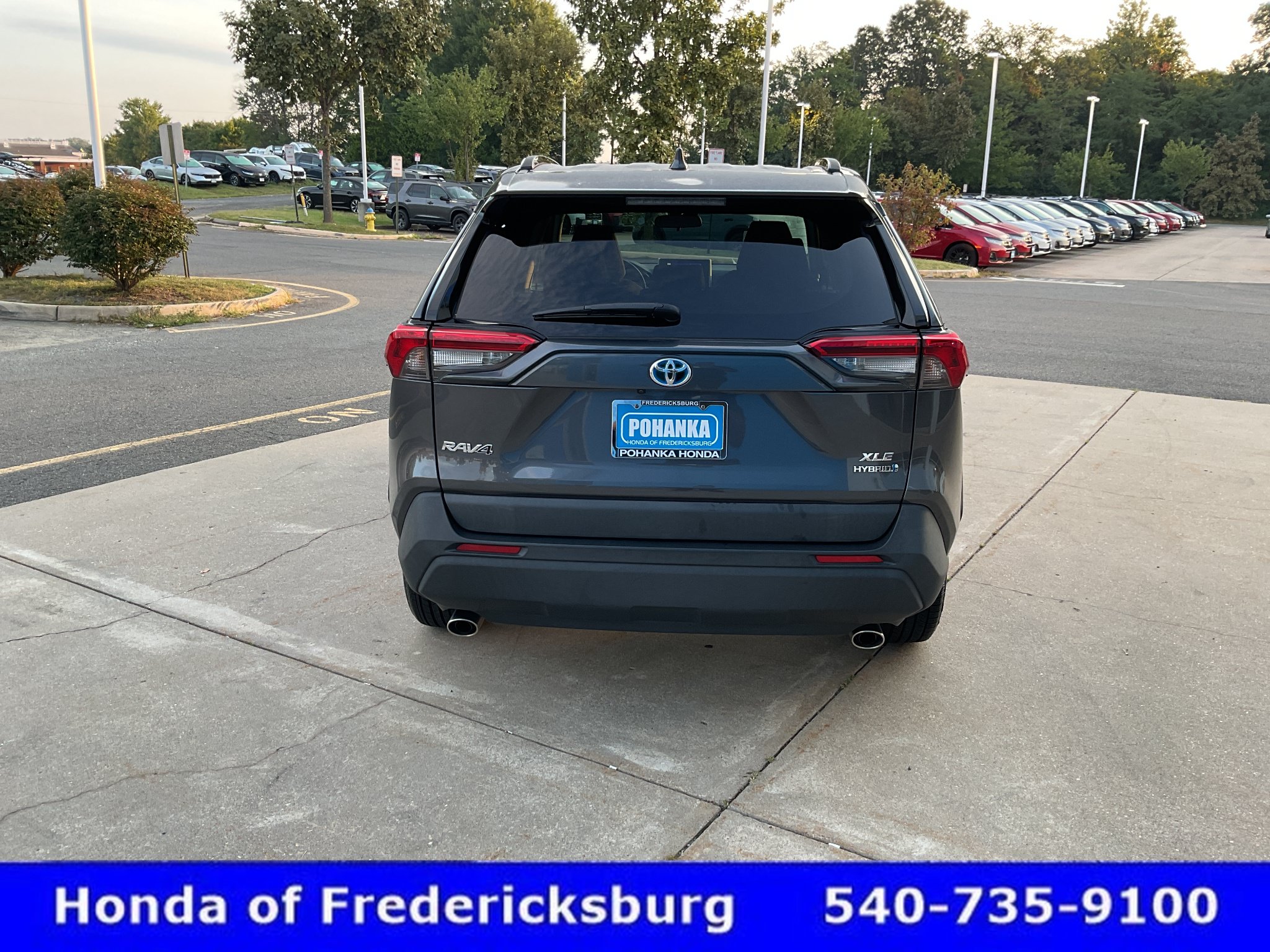 Used 2024 Toyota RAV4 XLE AWD/4WD image 5