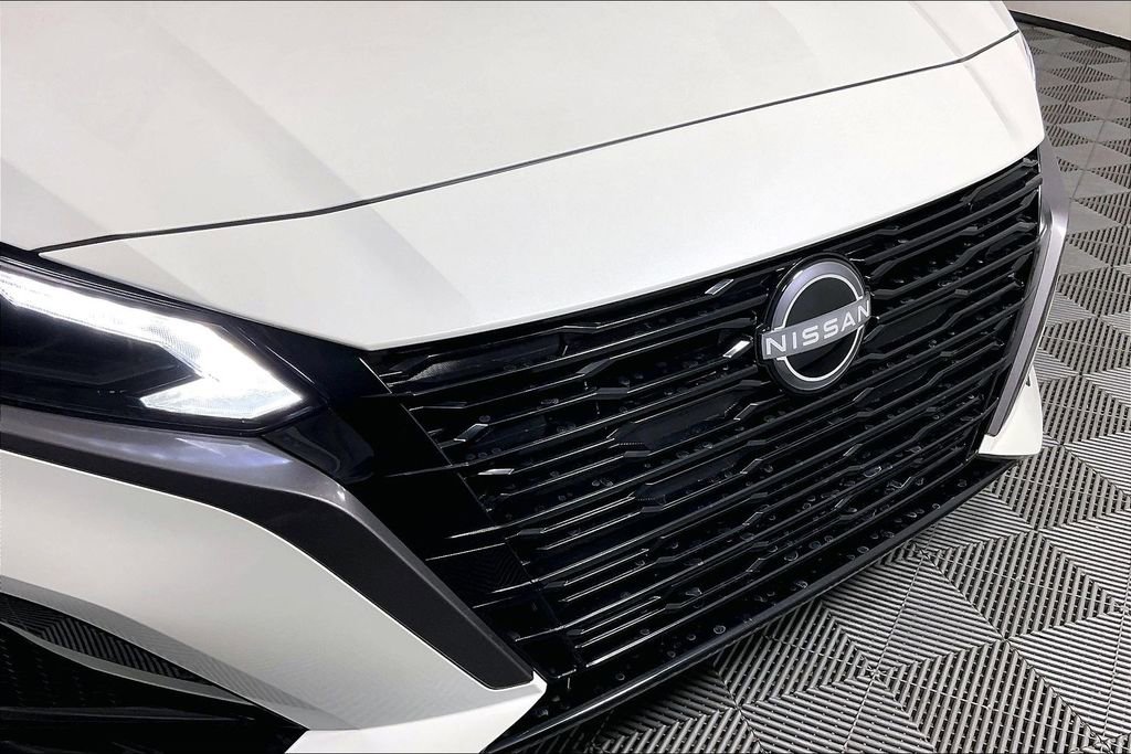 New 2026 Nissan Altima 2.5 SV w/ SV Special Edition Package FWD image 34