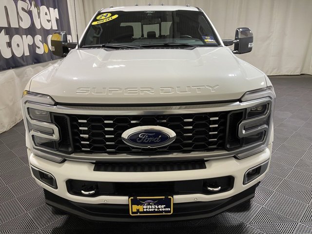 Used 2024 Ford F450 Platinum image 2